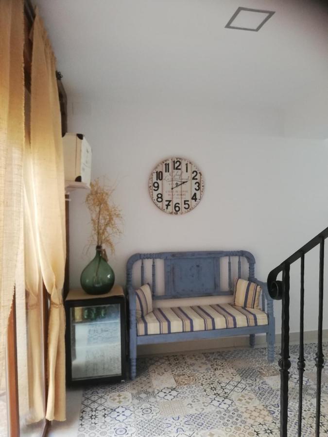 Hostal El Lugar De La Mancha Argamasilla De Alba Luaran gambar