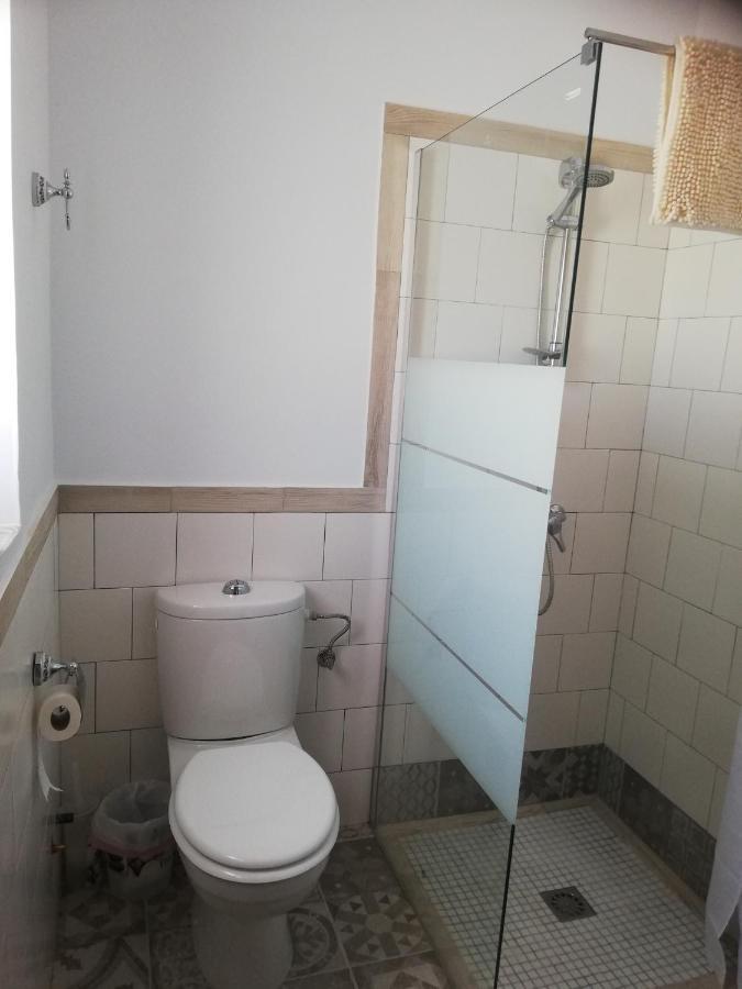Hostal El Lugar De La Mancha Argamasilla De Alba Luaran gambar