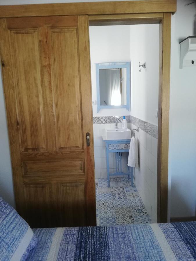 Hostal El Lugar De La Mancha Argamasilla De Alba Luaran gambar
