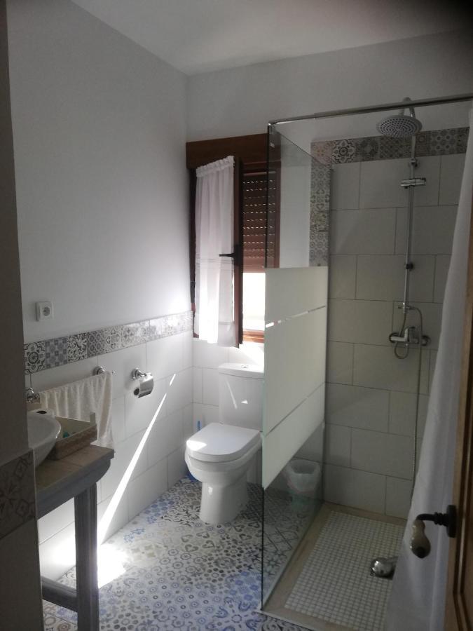 Hostal El Lugar De La Mancha Argamasilla De Alba Luaran gambar