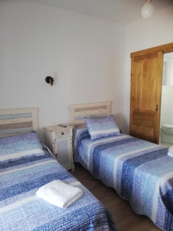 Hostal El Lugar De La Mancha Argamasilla De Alba Luaran gambar